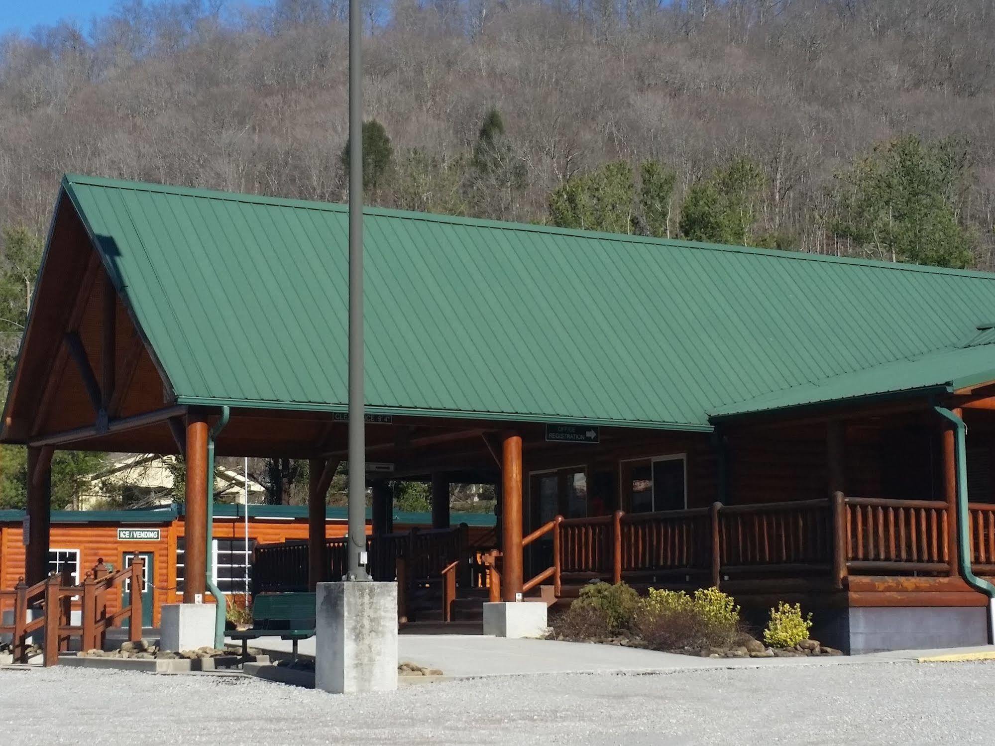 Rodeway Inn Harlan Exterior photo